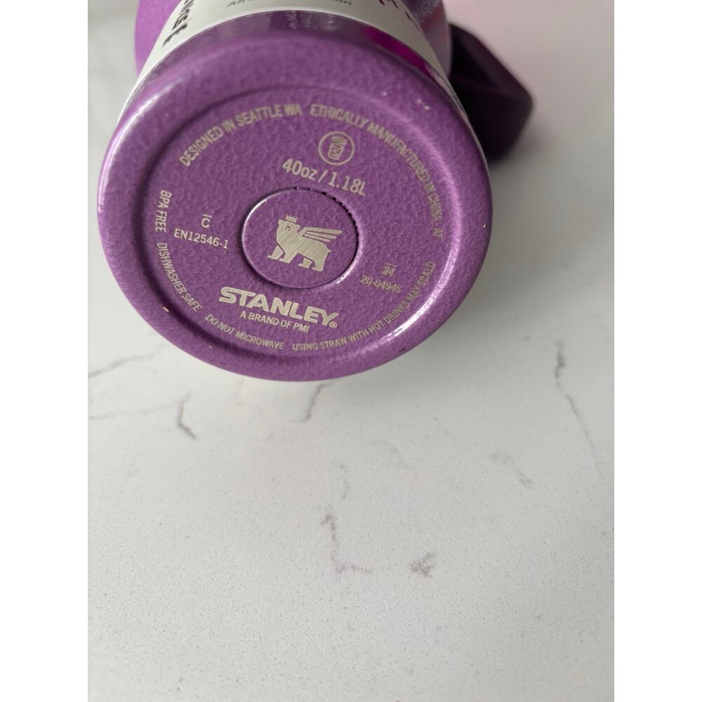 NWT Stanley Special edition hammertone lilac 40 oz H2O quencher tumbler - Picture 7 of 7